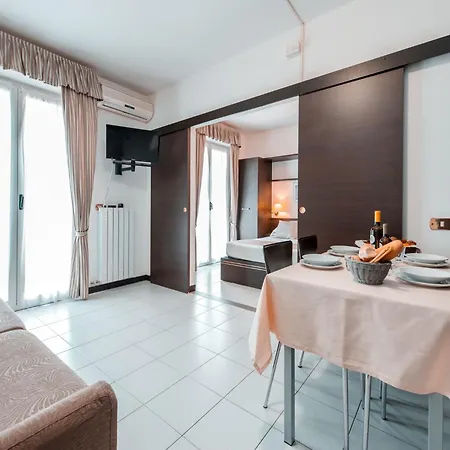 Апартаменты Tastefully Furnished Studio At Just 1 5 Km From The Sea Boissano